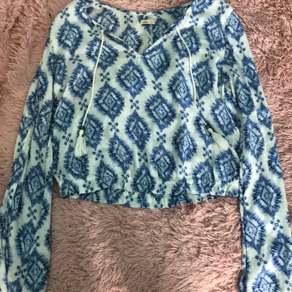 Hollister shirt